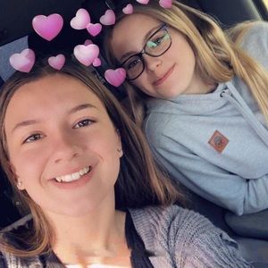 Meet your Posher, Anysa